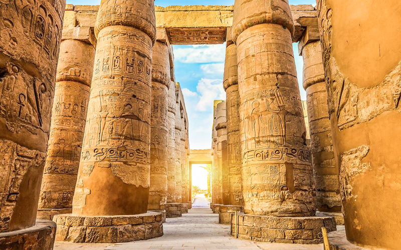 columns amon ra at the complex karnak temple